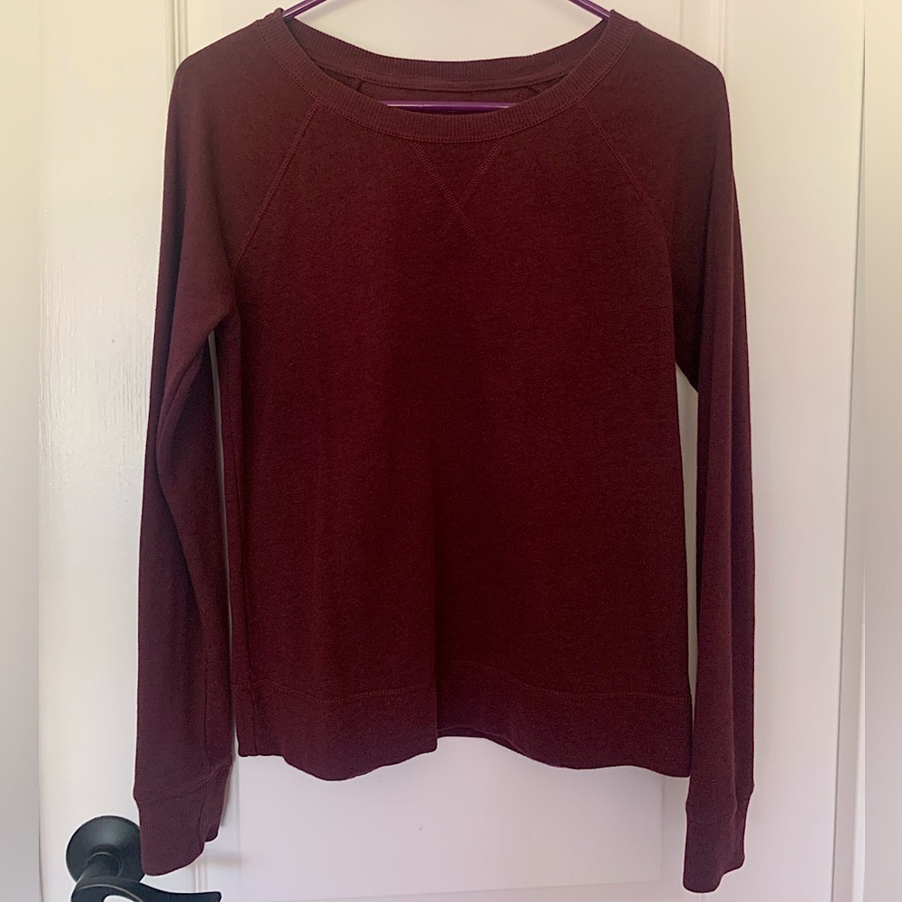 Merona Women’s Maroon Purple Soft Long Sleeve Top Sweatshirt - Size Small
